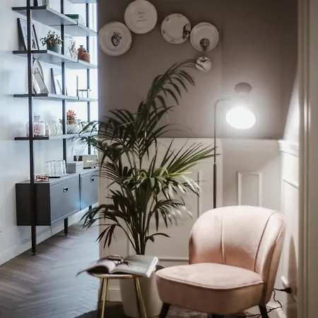 Ca Bela - Porta Romana 2* Milano