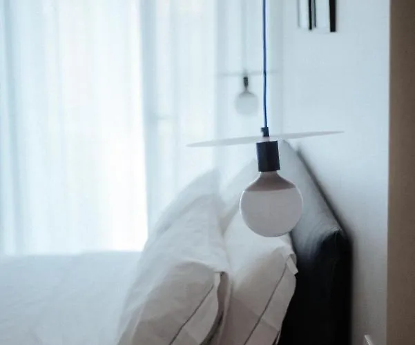 Ca Bela - Porta Romana 3* Milano