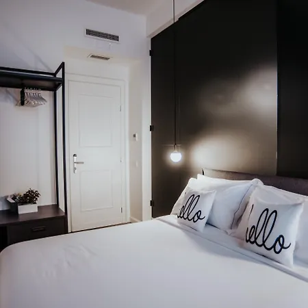 Ca Bela - Porta Romana 2* Milaan